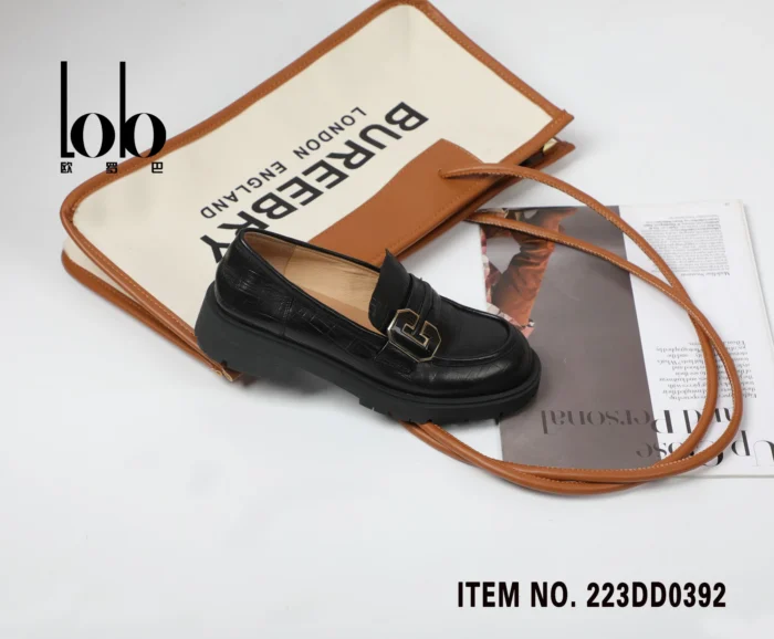 Women’s Retro Leather Shoes for Spring Single Temperament Soft Soles Slip-On …